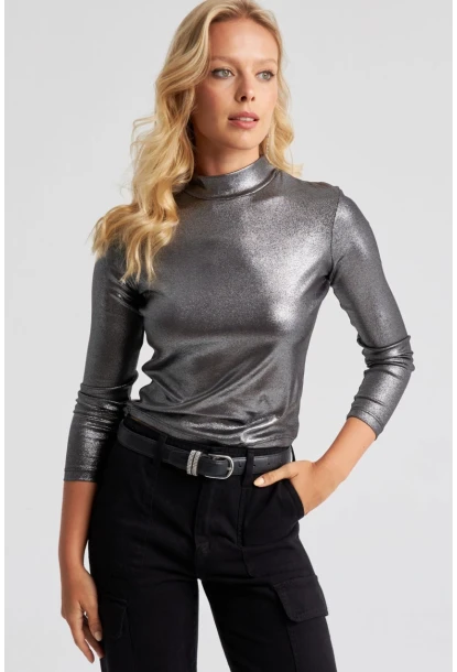 Kadın Gümüş Rengi Parlak Bluz LPP1245