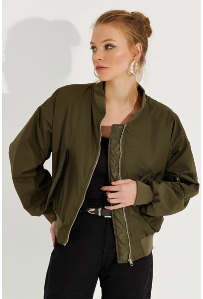 Kadın Haki Fermuarlı Bomber Mont QRS8367