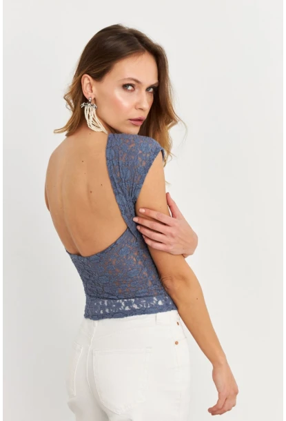 Kadın İndigo Sırtı Açık Dantel Bluz ZH04