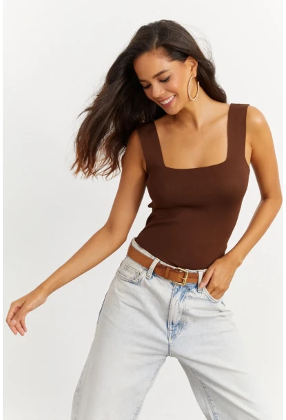 Kadın Kahverengi Kare Yaka Triko Bluz YV87