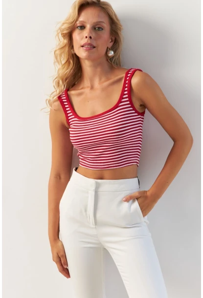 Kadın Kırmızı-Siyah İkili Kare Yaka Çizgili Bluz XL2040