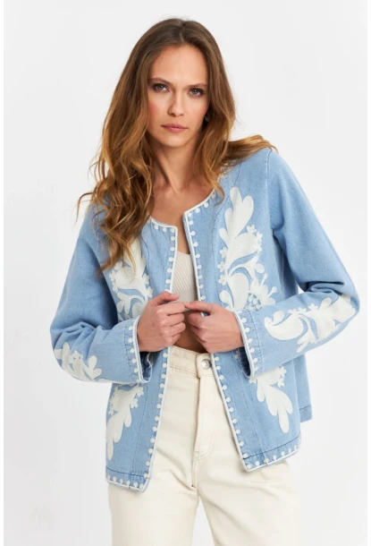Kadın Mavi Nakışlı Mevsimlik Denim Premium Ceket QS5583