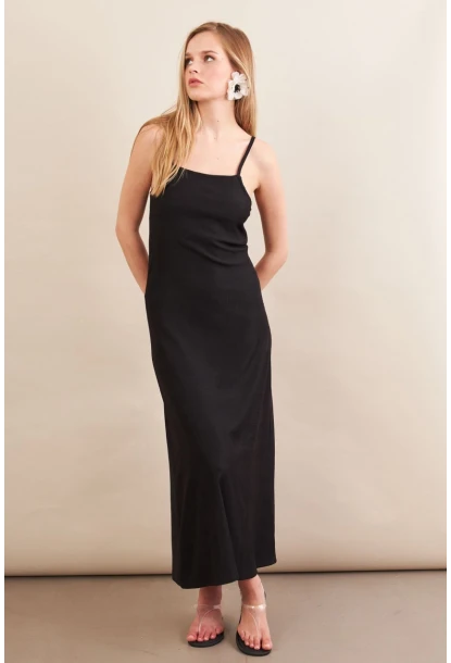 Kadın Siyah Askılı Midi Elbise FLU7314