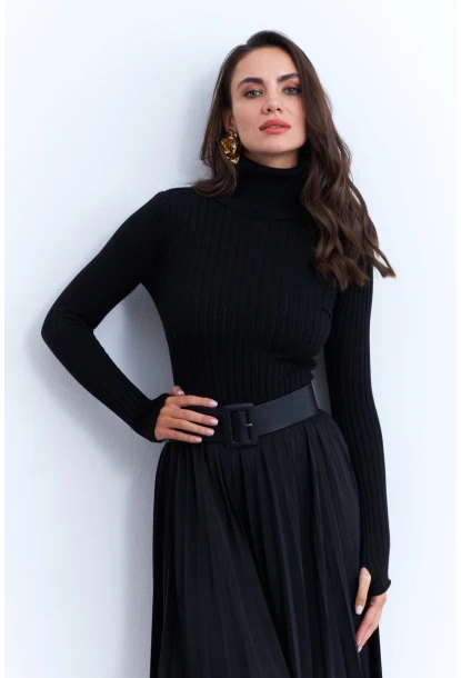 Kadın Siyah Balıkçı Yaka Triko Bluz YV102-90