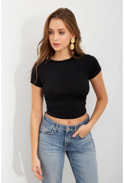 Kadın Siyah Basic Kısa Kollu Bluz UG2444