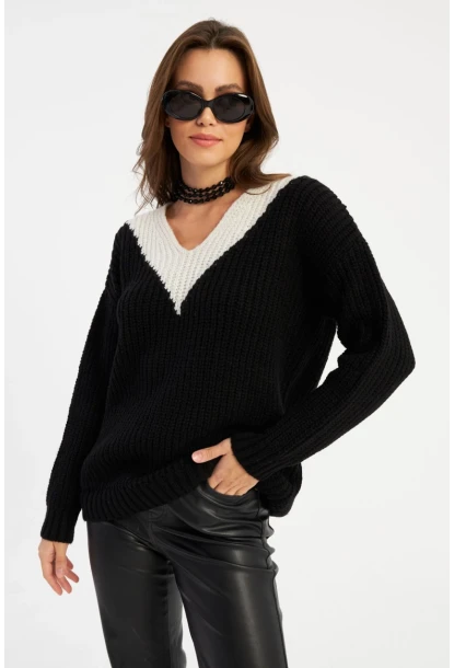 Kadın Siyah-Beyaz V Yaka Triko Kazak SMT2434