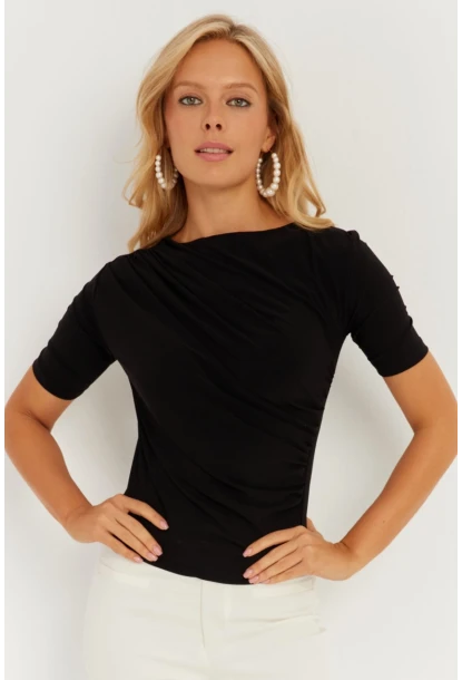 Kadın Siyah Büzgülü Bluz YZ623