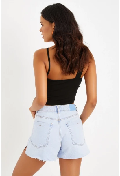 Kadın Siyah Çapraz Askı Viskon Crop Bluz B1601