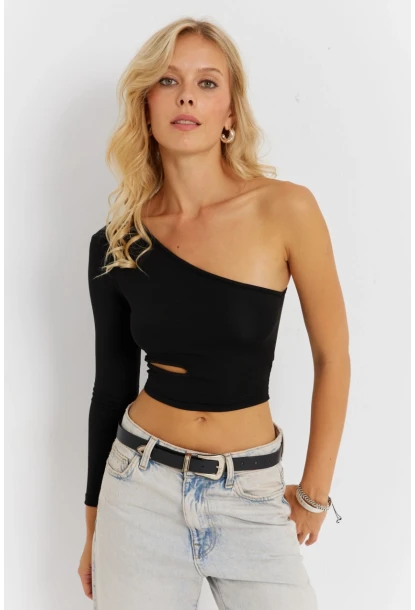 Kadın Siyah Çapraz Yaka Pencerli Crop Bluz CG366