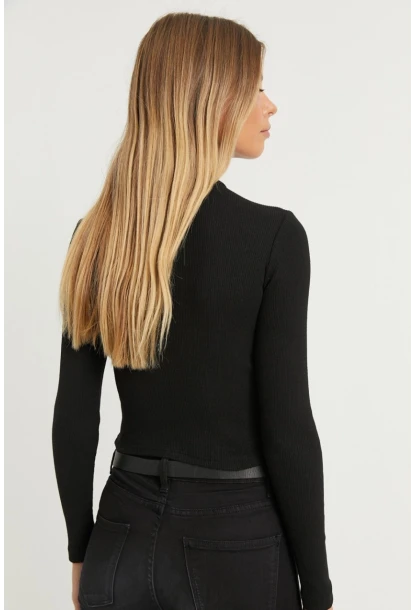 Kadın Siyah Çapraz Yaka Yarım Balıkçı Bluz B1404