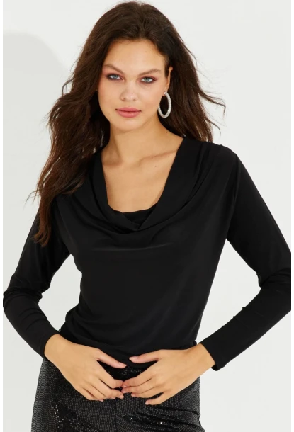 Kadın Siyah Degaje Yaka Bluz LPP1234