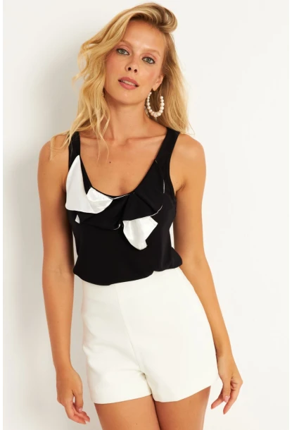 Kadın Siyah Detaylı Bluz KAZ17