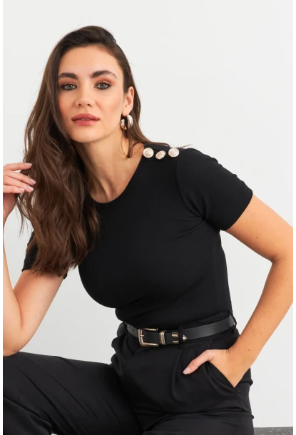 Kadın Siyah Düğme Detaylı Kaşkorse Bluz EY3031