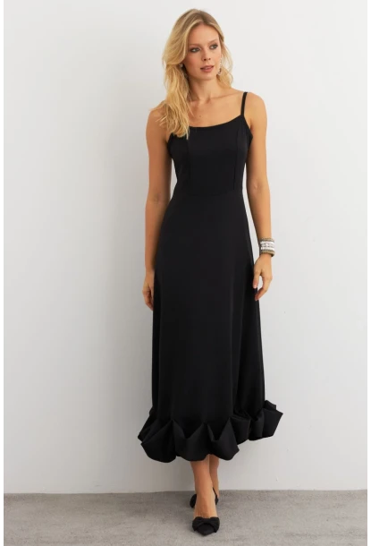 Kadın Siyah Eteği Fırfırlı Şık Maxi Elbise FRY2266