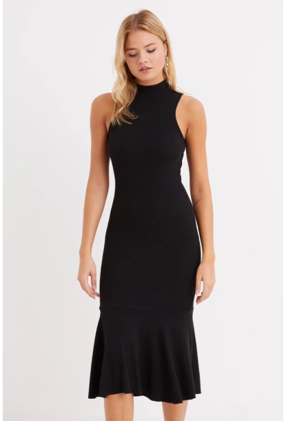 Kadın Siyah Eteği Volanlı Kaşkorse Kolsuz Elbise Yİ1888