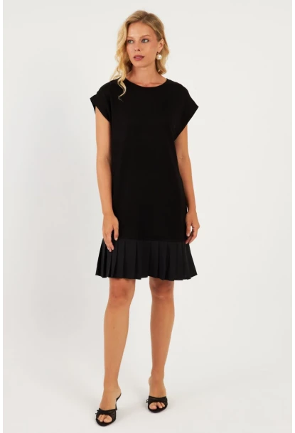 Kadın Siyah Eteği Volanlı Midi Elbise ST158