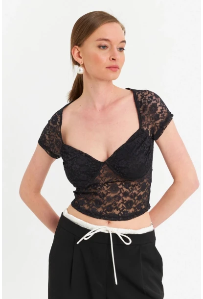 Kadın Siyah Kalp Yaka Tül Crop Bluz TPG05