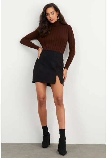 Kadın Siyah Kaşe Mini Etek KN55