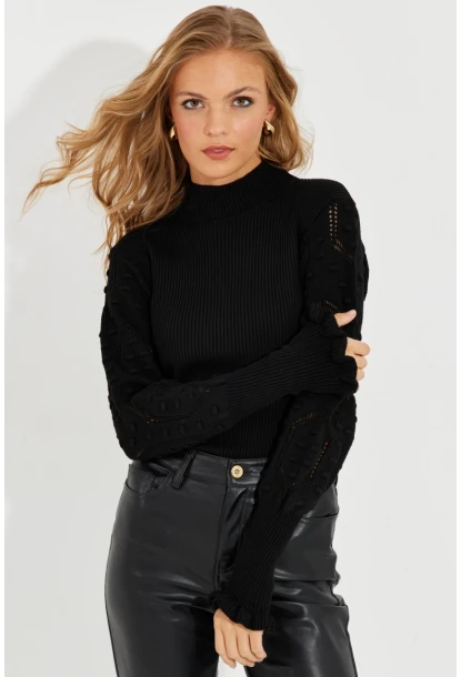Kadın Siyah Kolları Ajurlu Triko Bluz SMT218