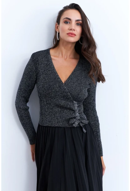 Kadın Siyah Kruvaze Büzgülü Simli Bluz KED173