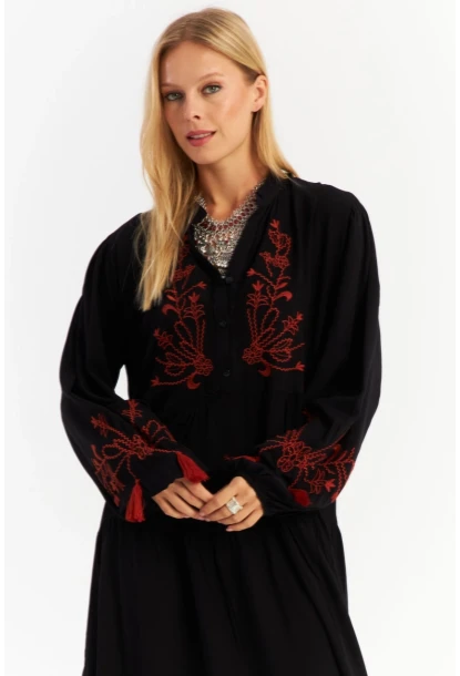 Kadın Siyah Nakışlı Volanlı Maxi Elbise MALO2