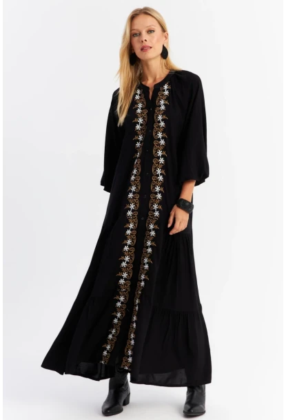 Kadın Siyah Nakışlı Volanlı Maxi Elbise MALO8