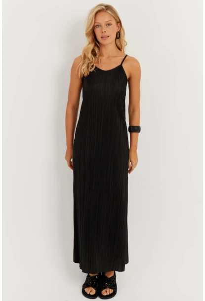 Kadın Siyah Piliseli Askılı Midi Elbise DMR296