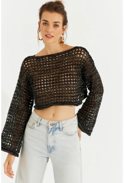 Kadın Siyah Simli Ajurlu Triko Kısa Bluz YV141