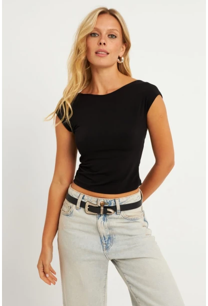 Kadın Siyah Sırtı Açık Bluz YZ1080