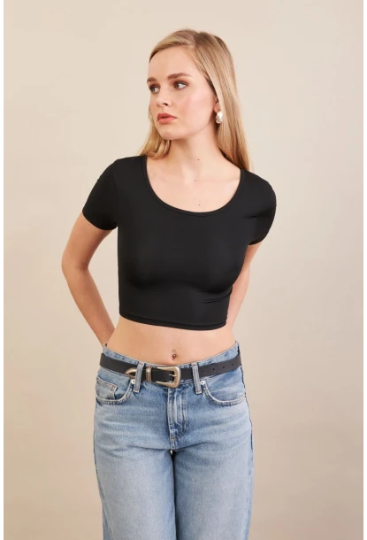 Kadın Siyah Sırtı Açık Crop Bluz AN6038