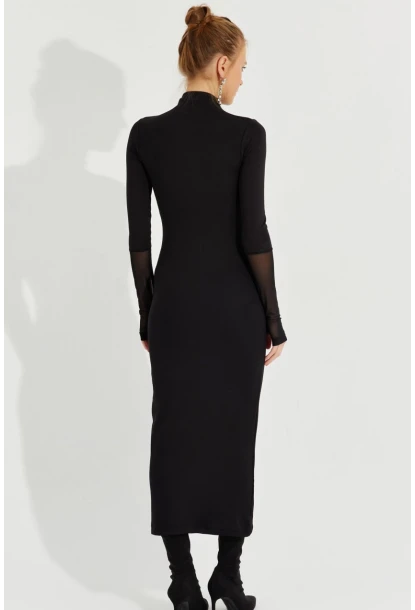 Kadın Siyah Tül Detaylı Eldivenli Midi Elbise MEY2600