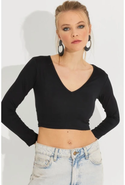 Kadın Siyah V Yaka Crop Bluz LPP1241