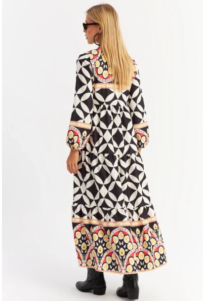 Kadın Siyah Volanlı Desenli Maxi Elbise MYLE14