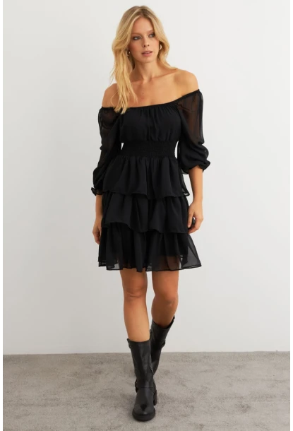 Kadın Siyah Volanlı Şifon Mini Elbise KSD2831