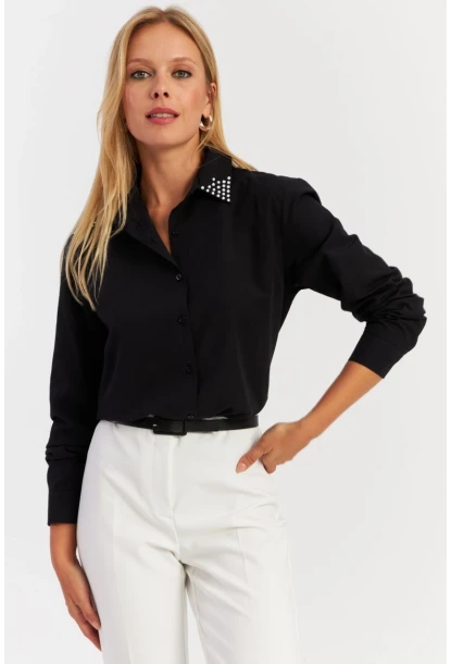 Kadın Siyah Yakası Taşlı Gömlek ZER413