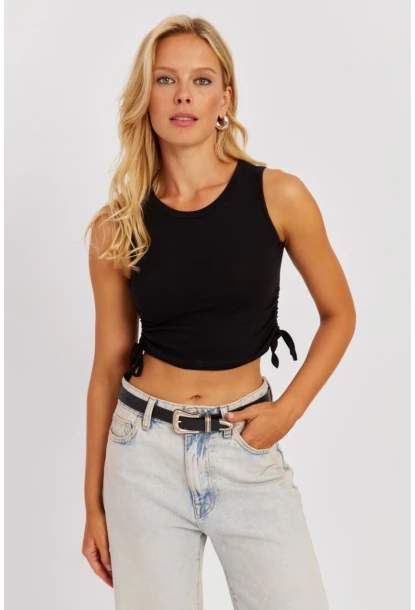 Kadın Siyah Yanları Bağcıklı Kolsuz Bluz MK05