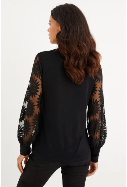 Kadın Siyah Yarım Balıkçı Dantelli Bluz BK1272