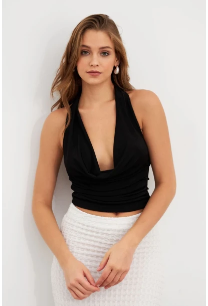 Kadın Siyah Zincir Aksesuarlı Degaje Yaka Bluz MTK13443