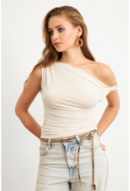 Kadın Vanilya Asimetrik Kol Bluz VA100