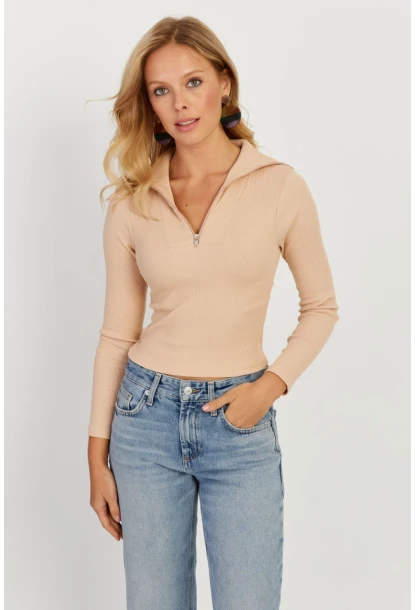 Kadın Vanilya Fermuarlı Kısa Bluz CY336