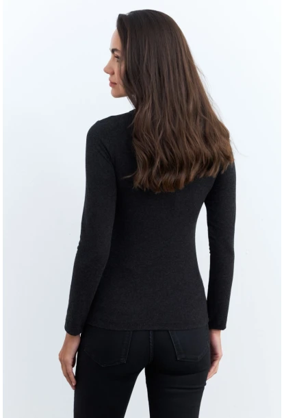 Kadın Antrasit Aksesuarlı Bluz EY2950