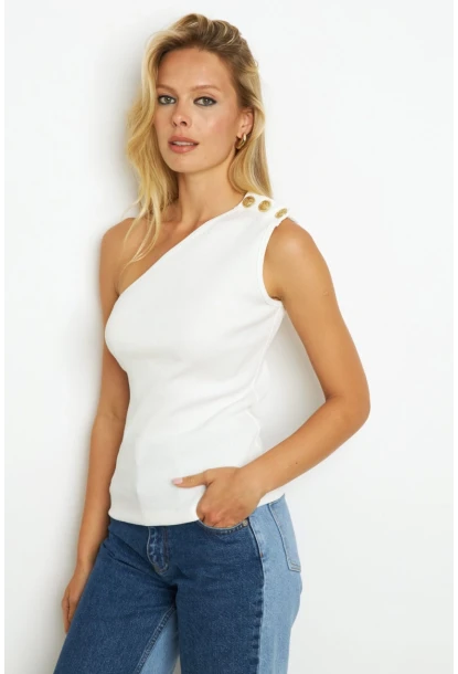 Kadın Beyaz Düğme Detaylı Kaşkorse Bluz EY2711