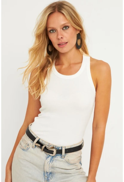 Kadın Beyaz Halter Yaka Fitilli Bluz MK11