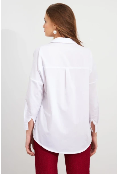 Kadın Beyaz Nakışlı Gömlek DAF5017