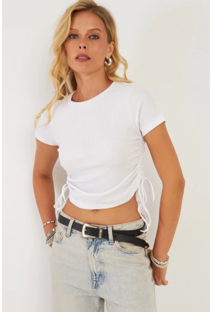 Kadın Beyaz Yanları Büzgülü Kaşkorse Bluz AYD355