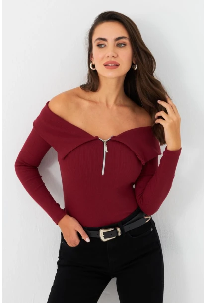 Kadın Bordo Fermuarlı Madonna Yaka Bluz EY2559