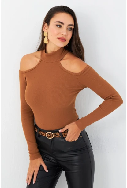 Kadın Camel Omuzları Açık Kaşkorse Bluz EY2590