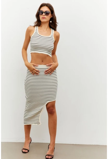 Kadın Ekru Çizgili Yırtmaçlı Alt Üst Takım KZ2468