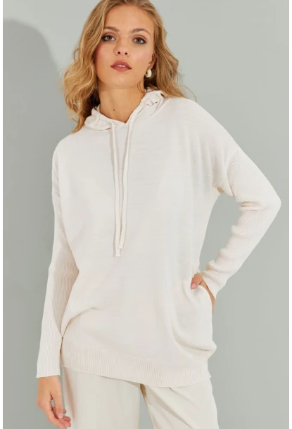 Kadın Ekru Kapüşonlu Cepli Triko Kazak YZ520