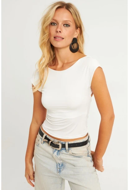 Kadın Ekru Sırtı Açık Bluz YZ1080